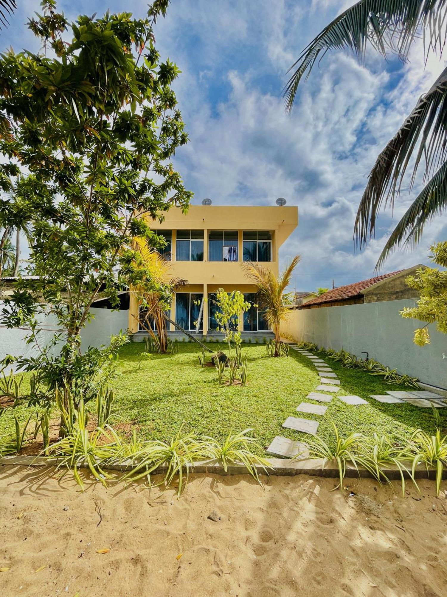 Solomon Beach Hotel Marawila Extérieur photo