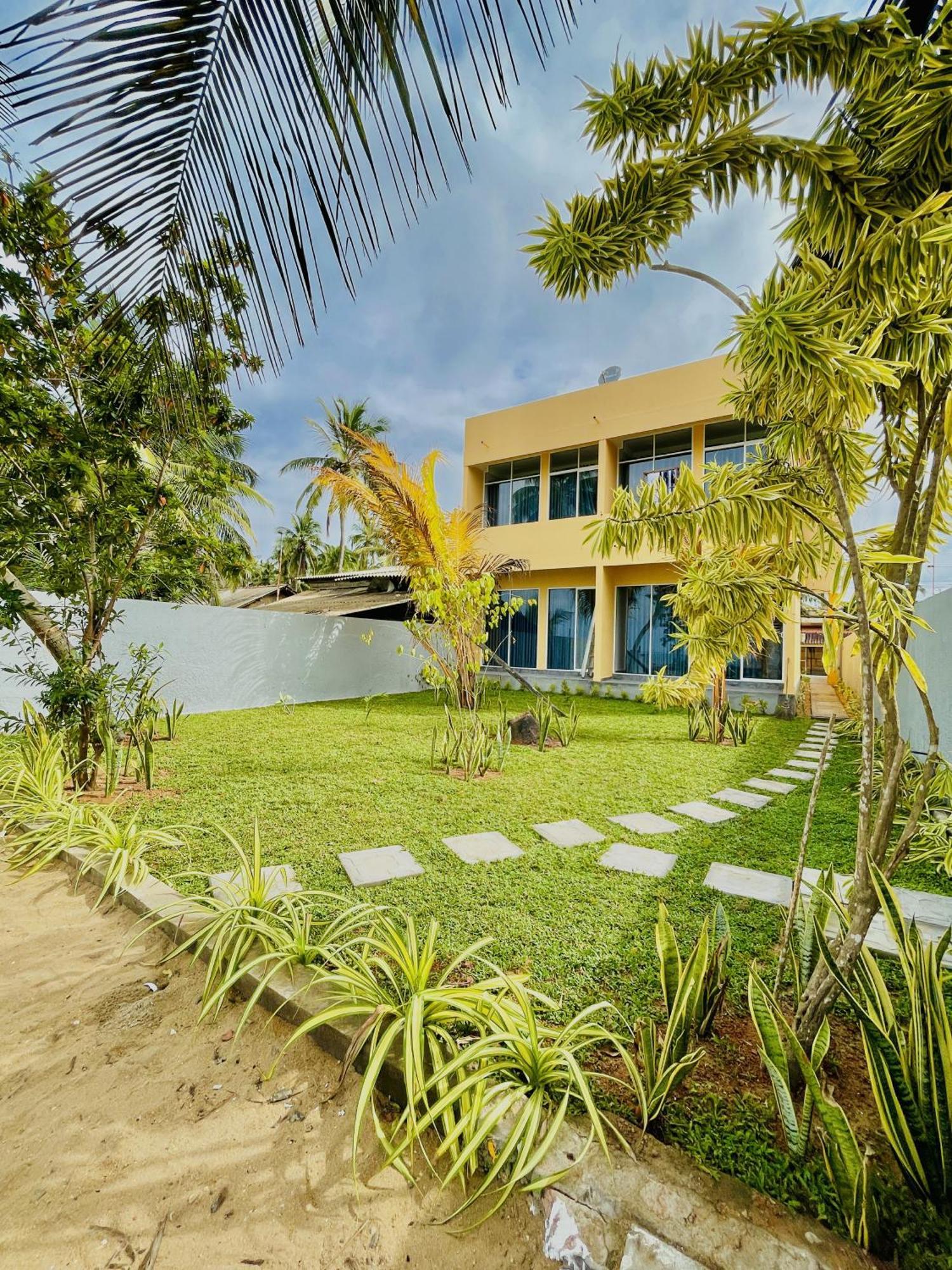 Solomon Beach Hotel Marawila Extérieur photo